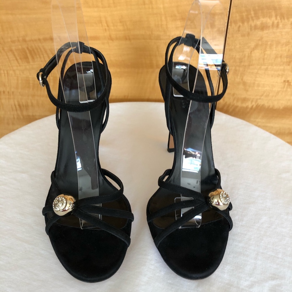 GUCCI   Suede Ankle Strap Sandals